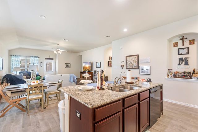 10019 Pine Valley Court, Baytown, TX 77521