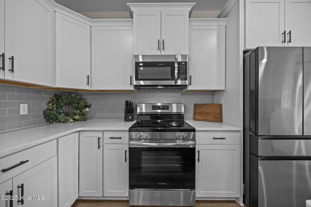 1029 Setting Sun Boulevard NE, Winnabow, NC 28479