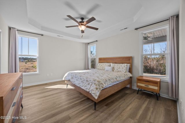 1029 Setting Sun Boulevard NE, Winnabow, NC 28479