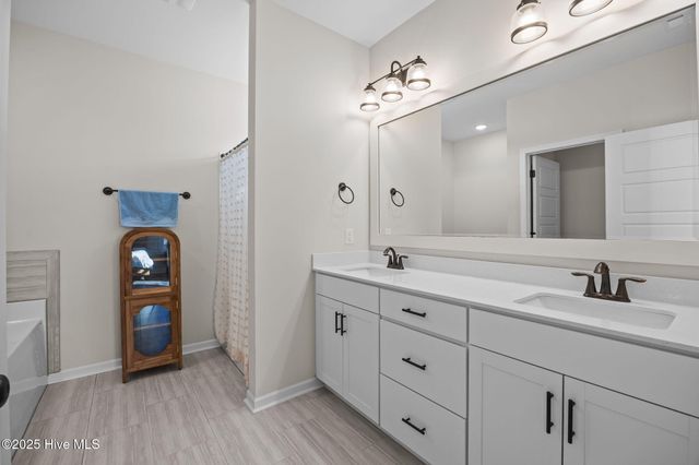 1029 Setting Sun Boulevard NE, Winnabow, NC 28479