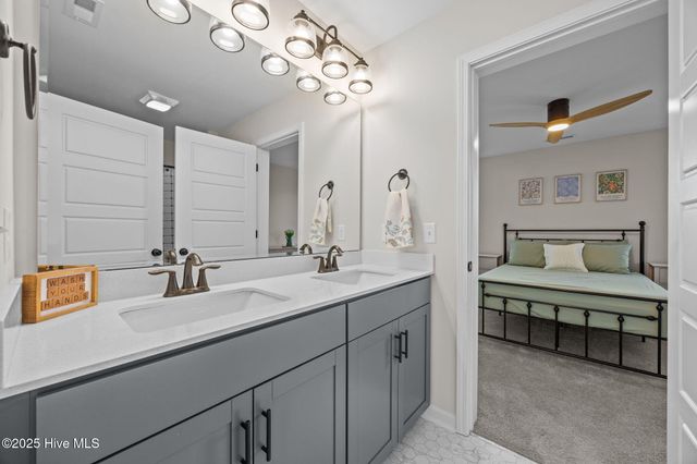 1029 Setting Sun Boulevard NE, Winnabow, NC 28479