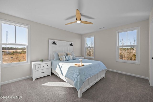 1029 Setting Sun Boulevard NE, Winnabow, NC 28479