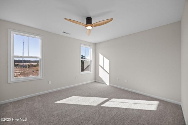 1029 Setting Sun Boulevard NE, Winnabow, NC 28479