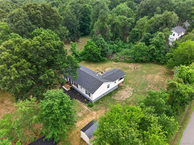140 Rabbit Run Road, Clintondale, NY 12515