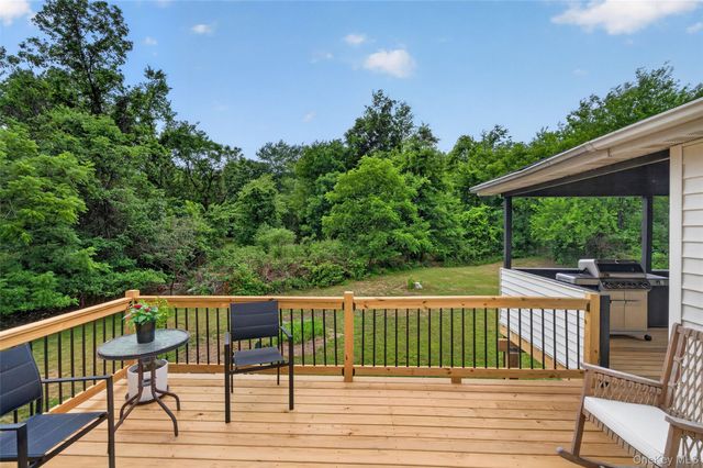 140 Rabbit Run Road, Clintondale, NY 12515
