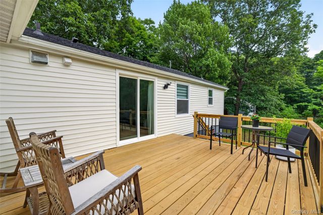 140 Rabbit Run Road, Clintondale, NY 12515