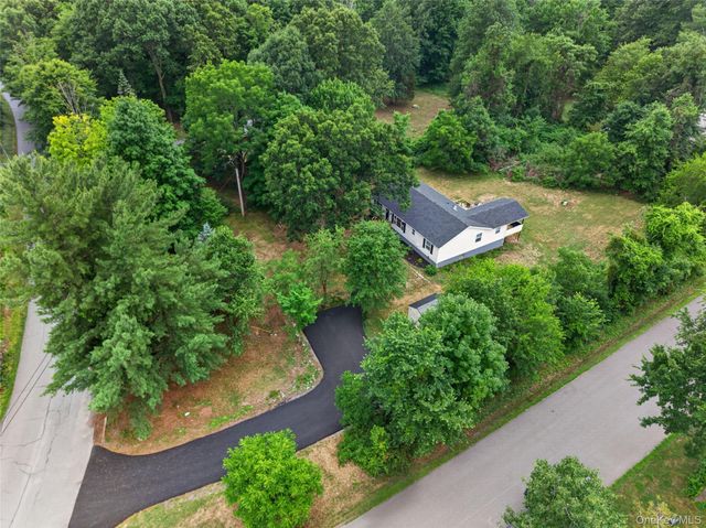 140 Rabbit Run Road, Clintondale, NY 12515