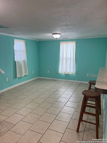 820 magnolia, Rockport, TX 78382