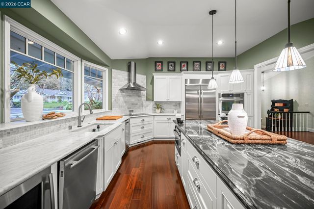 240 Morris Ranch Ct., Danville, CA 94526