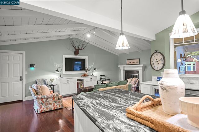 240 Morris Ranch Ct., Danville, CA 94526