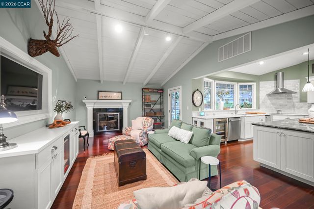 240 Morris Ranch Ct., Danville, CA 94526