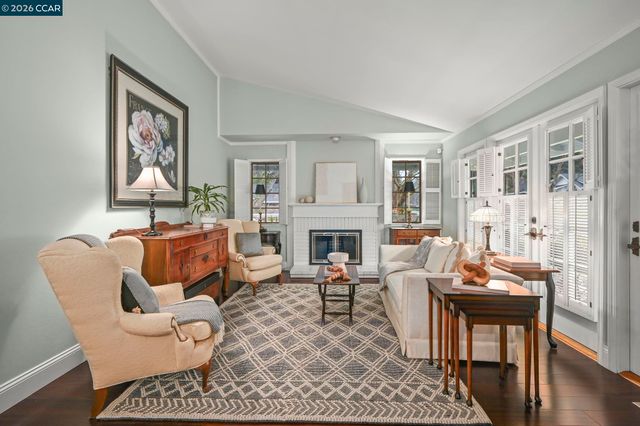 240 Morris Ranch Ct., Danville, CA 94526