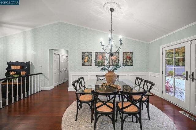 240 Morris Ranch Ct., Danville, CA 94526