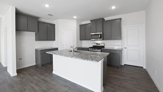 2410 Rise Ridge, Grand Prairie, TX 75052