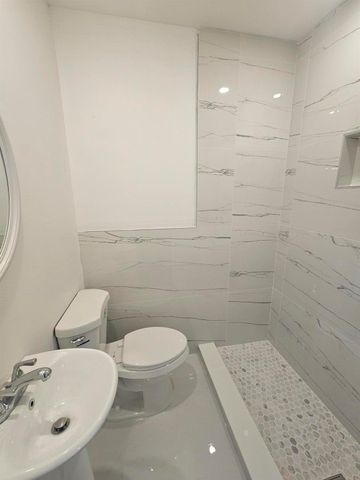 1124 Yale Drive, Hollywood, FL 33021