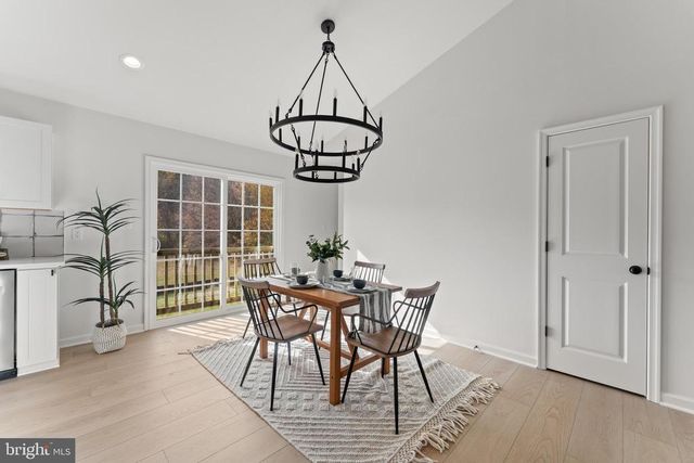 111 FAIRWAY DR, Louisa, VA 23093