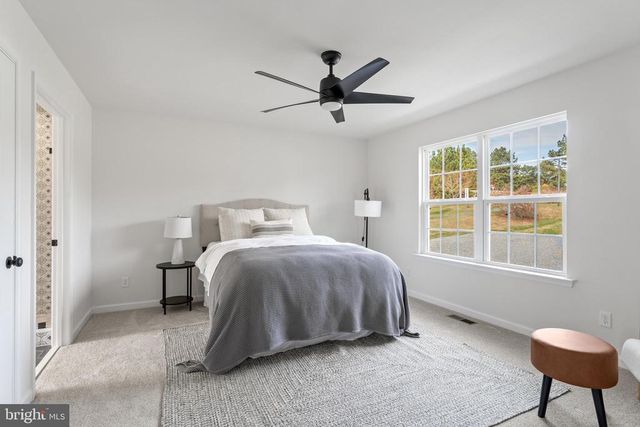 111 FAIRWAY DR, Louisa, VA 23093