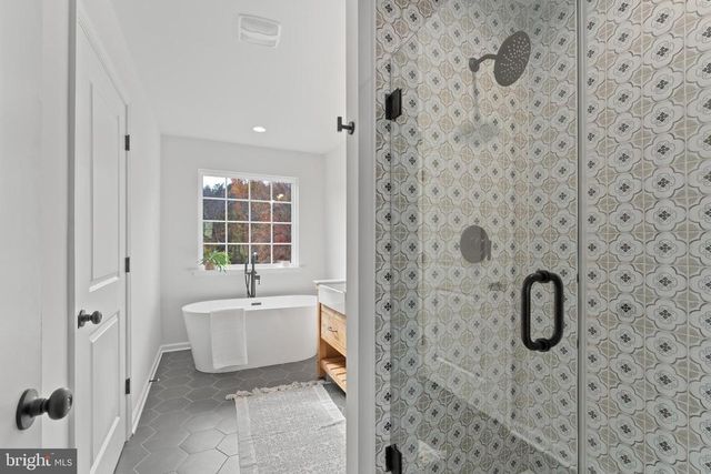 111 FAIRWAY DR, Louisa, VA 23093