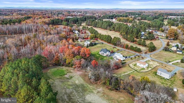 111 FAIRWAY DR, Louisa, VA 23093