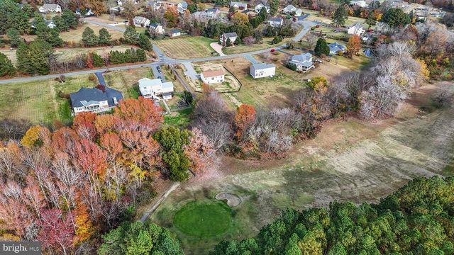 111 FAIRWAY DR, Louisa, VA 23093