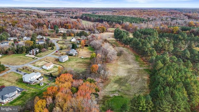 111 FAIRWAY DR, Louisa, VA 23093