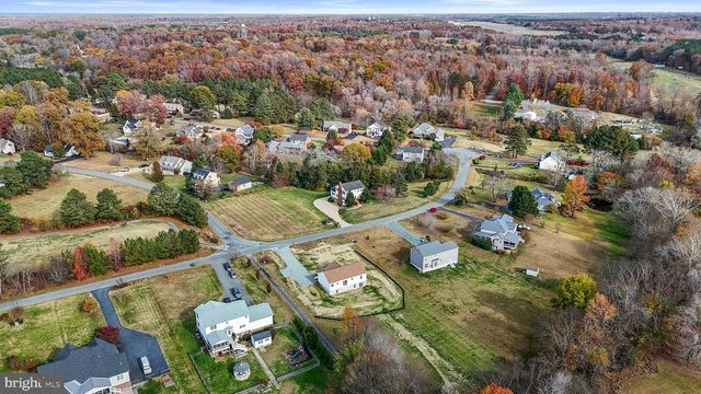 111 FAIRWAY DR, Louisa, VA 23093