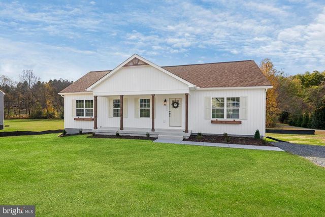 111 FAIRWAY DR, Louisa, VA 23093