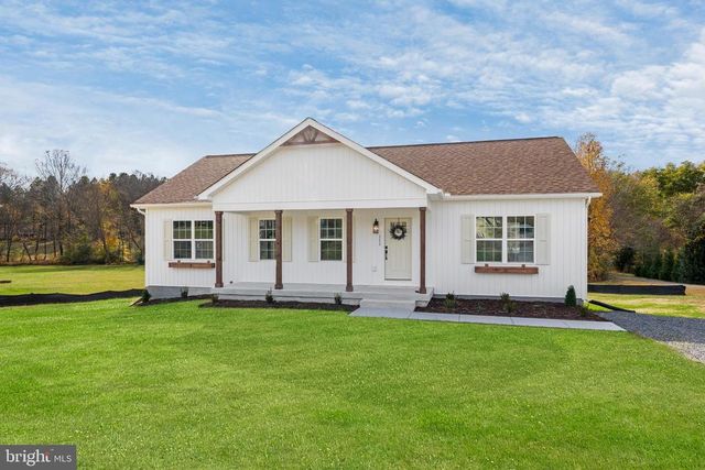 111 FAIRWAY DR, Louisa, VA 23093