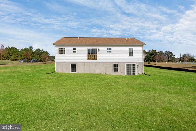 111 FAIRWAY DR, Louisa, VA 23093