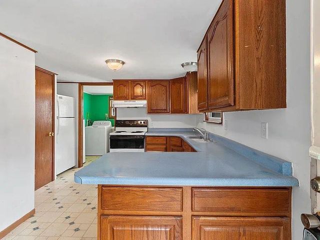 W5851 LAKE DRIVE, Shawano, WI 54166