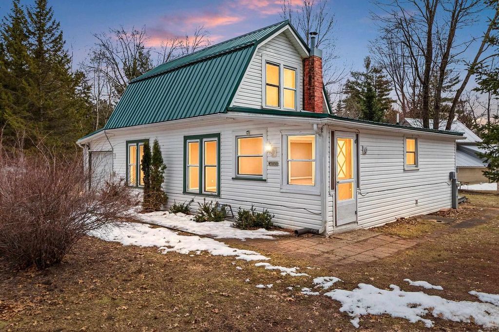 W5851 LAKE DRIVE, Shawano, WI 54166