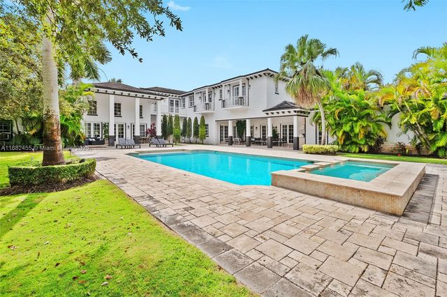 5901 Rolling Road Dr, Pinecrest, FL 33156