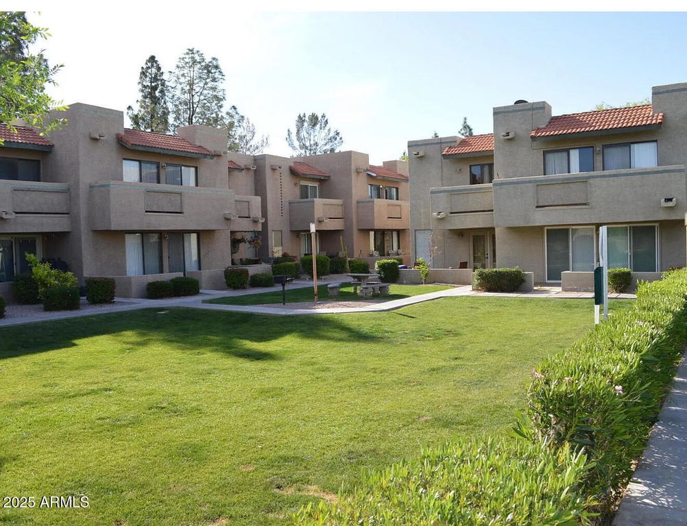 985 N GRANITE REEF Road 156, Scottsdale, AZ 85257