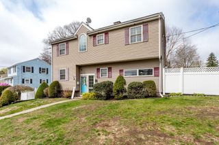 3 Walnut Knls, Canton, MA 02021