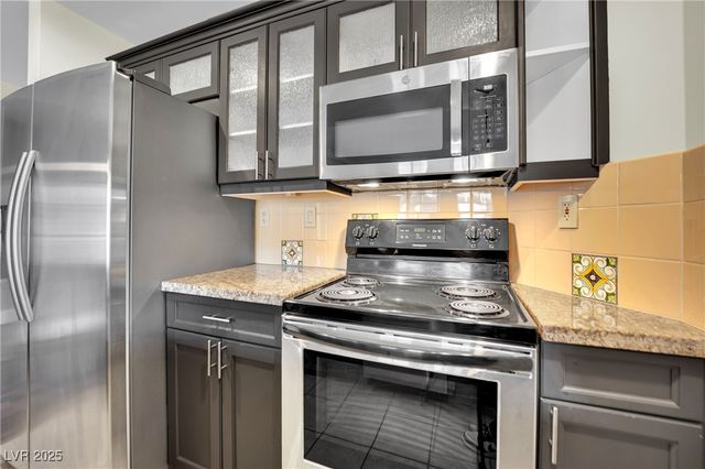 30 Strada Di Villaggio 441, Henderson, NV 89011