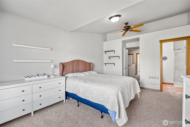 524 Pilchuck Path, Everett, WA 98201