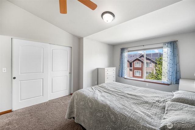 524 Pilchuck Path, Everett, WA 98201