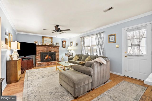 63 FORREST DR, Southampton, PA 18966