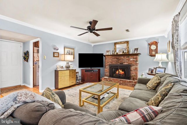 63 FORREST DR, Southampton, PA 18966