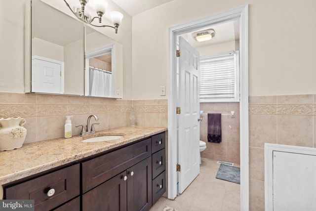 63 FORREST DR, Southampton, PA 18966