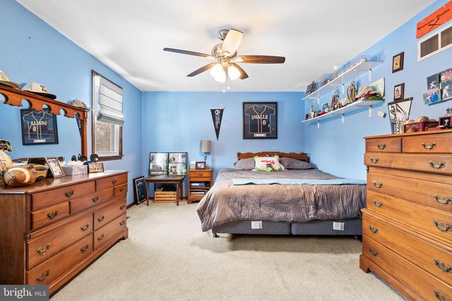 63 FORREST DR, Southampton, PA 18966