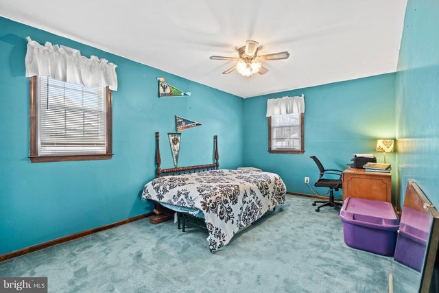 63 FORREST DR, Southampton, PA 18966