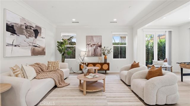 113 Chestnut Grove, Irvine, CA 92620