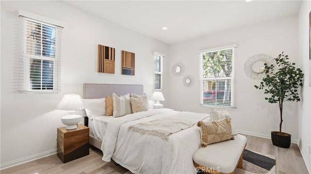 113 Chestnut Grove, Irvine, CA 92620
