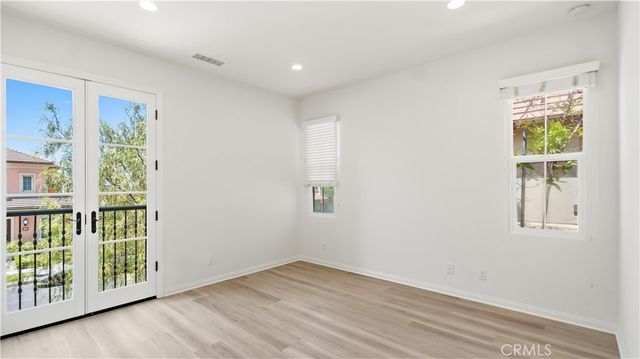 113 Chestnut Grove, Irvine, CA 92620