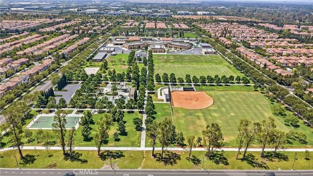 113 Chestnut Grove, Irvine, CA 92620