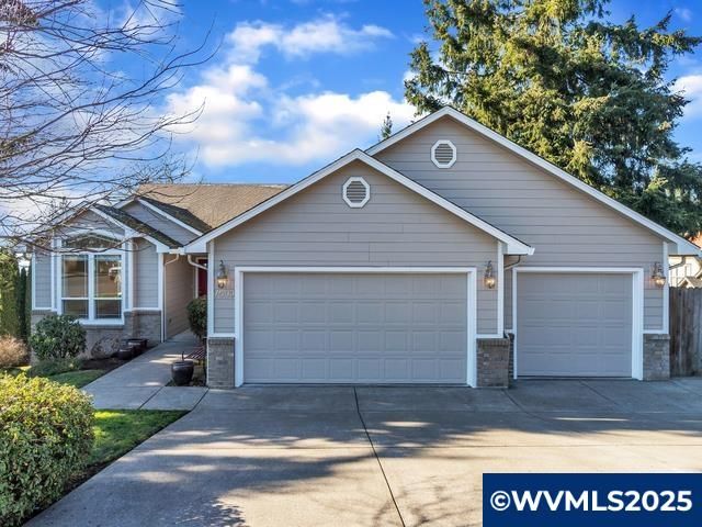 7003 Solarian Dr SE, Turner, OR 97392