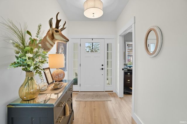 1094 Midnight Chase Grove, Fort Wayne, IN 46845