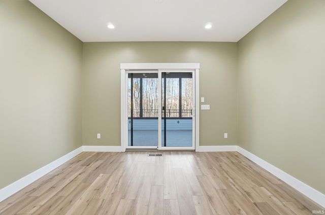 1094 Midnight Chase Grove, Fort Wayne, IN 46845