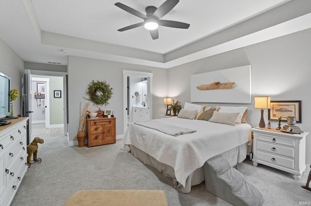 1094 Midnight Chase Grove, Fort Wayne, IN 46845